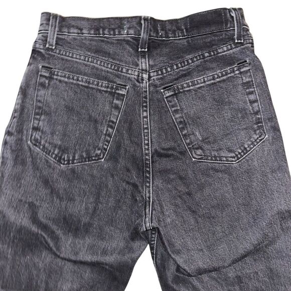 Abercrombie & Fitch The 90's Straight Ultra High Rise Distressed Denim Jean - Picture 2 of 7